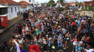 Carnaval pode voltar em 2022 em MS