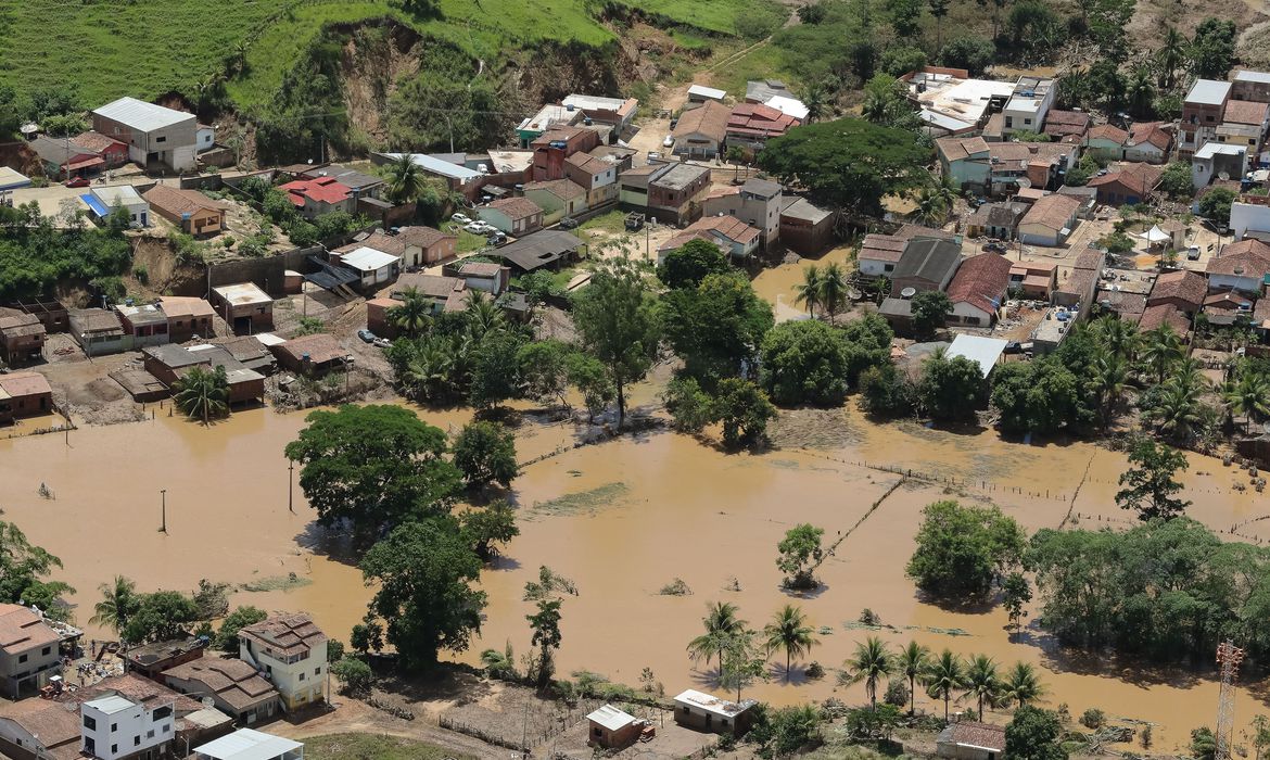 chuvas bahia porto seguro alagamento