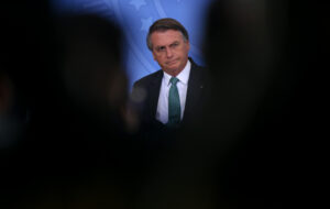 ***FOTO DE ARQUIVO*** BRASÍLIA, DF, 14.12.2021 - O presidente Jair Bolsonaro participa de evento de lançamento programa Rodovida 2022, da Polícia Rodoviária Federal, no Palácio do Planalto.