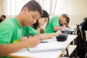 alunos estudantes ensino publico escolas estaduais ms ree