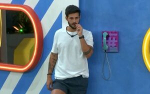 bbb 22 rodrigo big fone