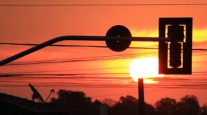 previsao do tempo clima onda de calor altas temperaturas quente