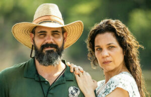 Alcides-Juliano-Cazarre-e-Maria-Bruaca-Isabel-Teixeira-em-Pantanal- novelas