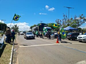 protestos bolsonaristas manifestações eleições 2022 frente do cmo Comando Militar do Oeste