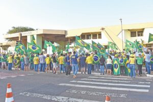 CMO bolsonaristas manifestantes eleições 2022