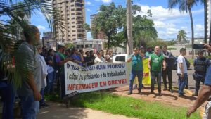 Greve enfermeiros