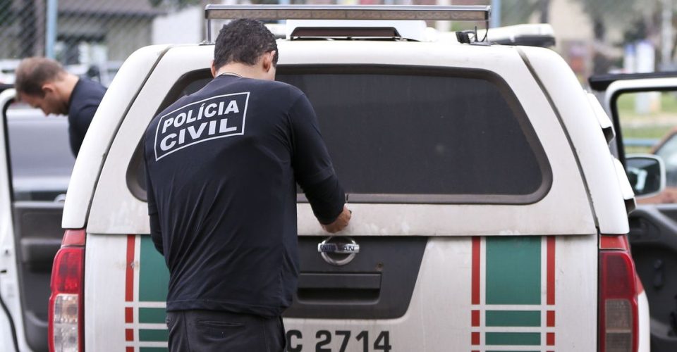 Brasília - Polícia Civil do DF cumpre 28 mandados de prisão e 35 de busca e apreensão como parte da operação “Delivery”, contra o tráfico de drogas durante o carnaval no Distrito Federal. (Marcelo Camargo/Agência Brasil)