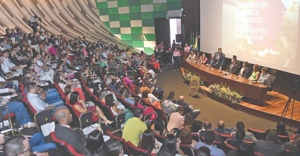 Evento contou com
autoridades e membros
da Polícia Civil de MS
contra a violência ( Nilson Figueiredo e Divulgação)