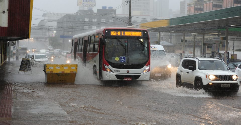 Avenida Calógeras, em Campo Grande - Foto: Nilson Figueiredo