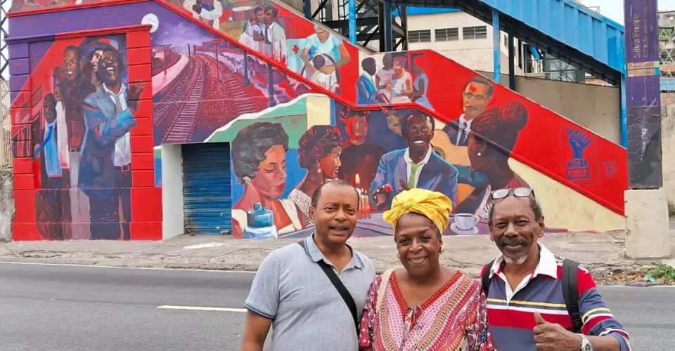 Pintura fica em estação onde ele atuou no filme "Rio, Zona Norte". - Foto: Divulgação