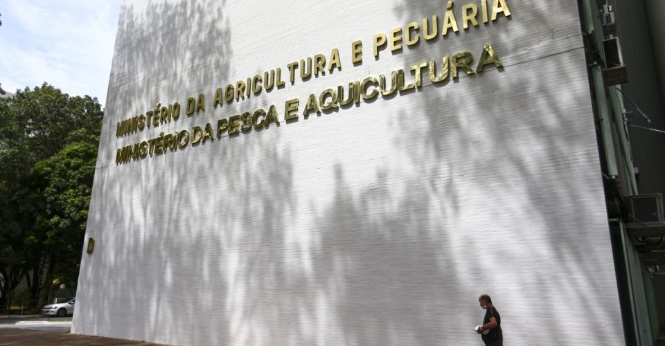 Fachada do Ministério da Agricultura e Pecuária e do ministério da Pesca e Aquicultura.|Foto: Marcelo Camargo/Agência Brasil