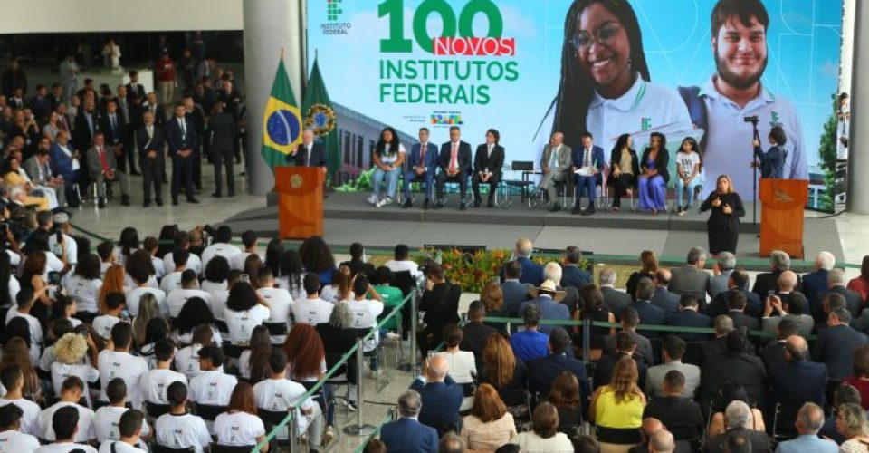 Governo expandirá rede federal de ensino com 100 novos campi espalhados por todo o país                          (Fotos: João Garrigó)