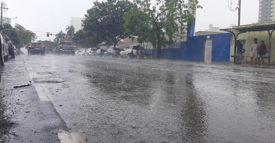 chuva pancada agua centro campo grande ms