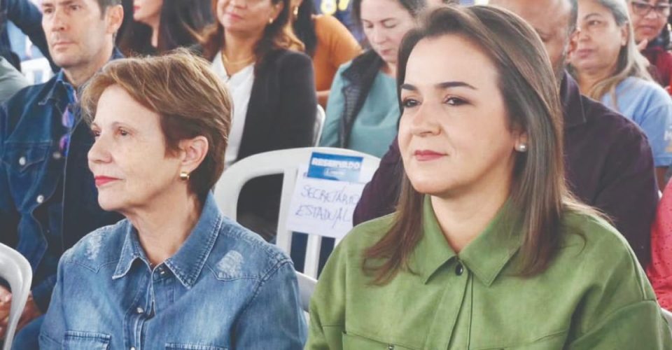 Foto: Tereza Cristina e
Adriane Lopes
durante evento, em
Campo Grande/Divulgação