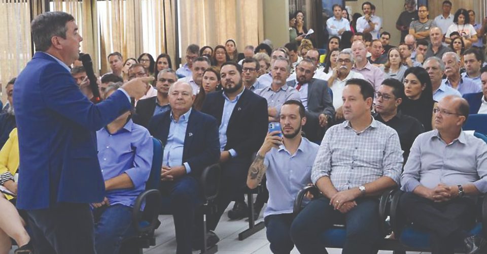 Foto: Governador Eduardo Riedel
apresenta ação que prevê qualificar trabalhadores/Saul Schramm