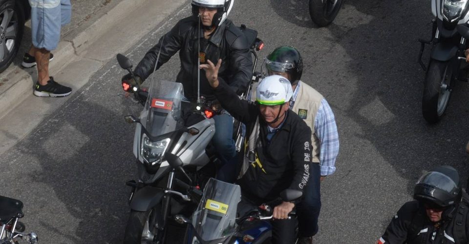 ae-bolsonaro-passeio-de-moto-rio-de-janeiro-23052021114851474