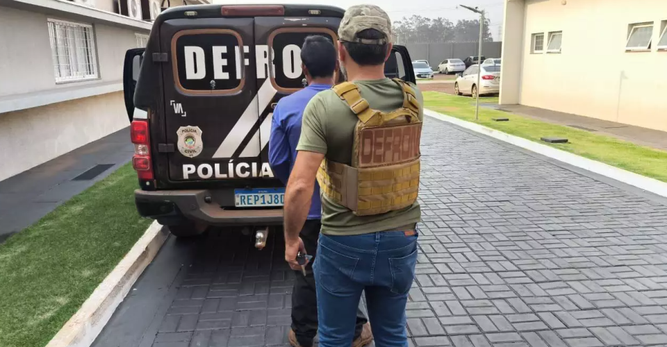 Momento em que homem foi preso pela Defron - Foto: Divulgação | PCMS