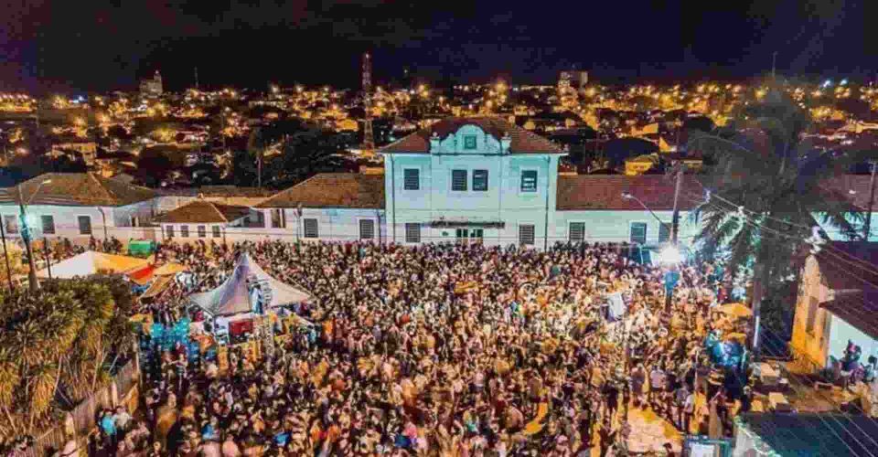 Interessados em vender  bebidas durante o carnaval já podem se inscrever