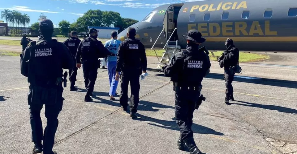 Em imagem de arquivo, Marco Willians Herbas Camacho, o Marcola, é transferido da Penitenciária Federal de Brasília — Foto: Depen/ Reprodução