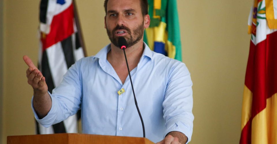  Deputado federal Eduardo Bolsonaro vai representar a família dando o pontapé inicial da campanha de Beto Pereira (foto: Zeca Ribeiro/CâmaradosDeputados)