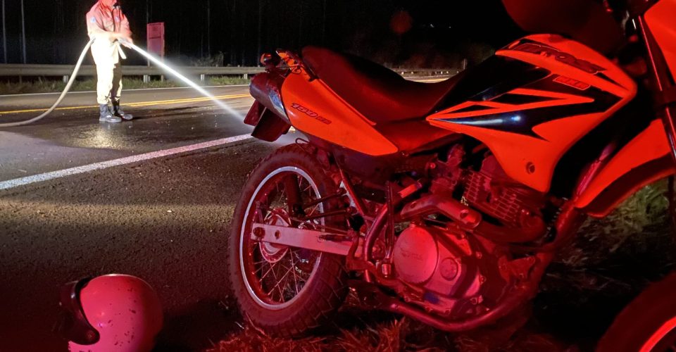 Motociclista morre na BR- 267 após ser ultrapassado por carreta