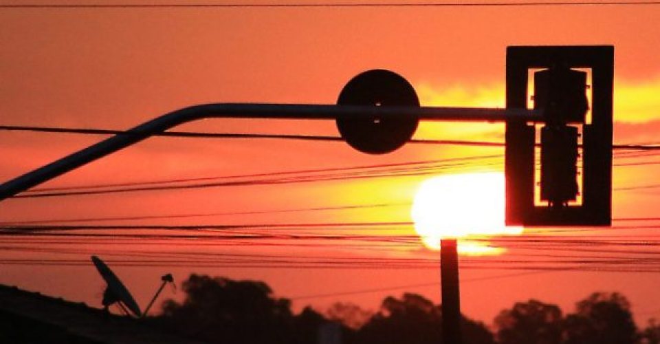 previsao do tempo clima onda de calor altas temperaturas quente