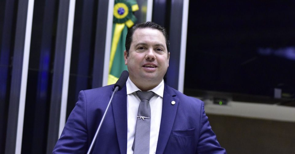 Rodolfo quer que invasores façam parte de cadastro